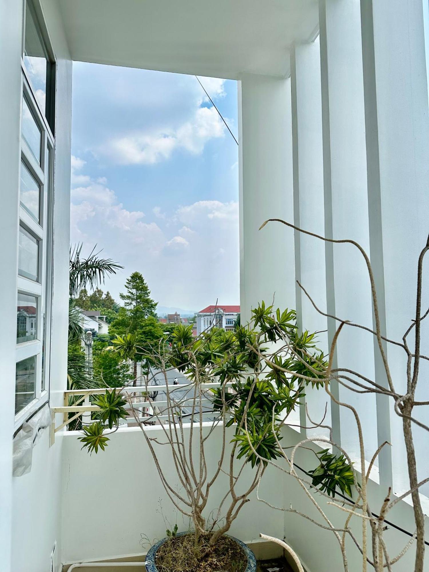 Chang Coffee & Homestay كون توم المظهر الخارجي الصورة