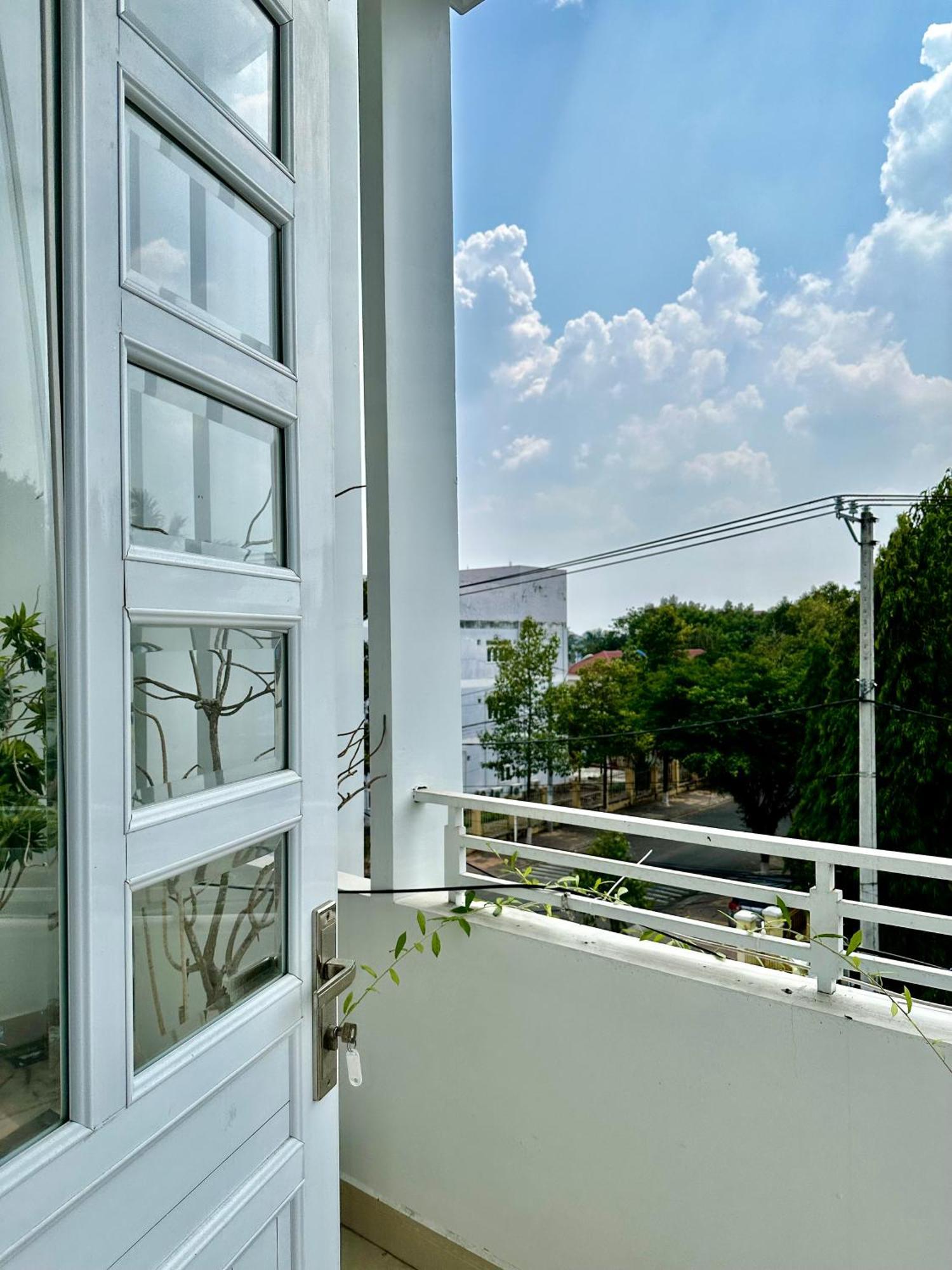 Chang Coffee & Homestay كون توم المظهر الخارجي الصورة